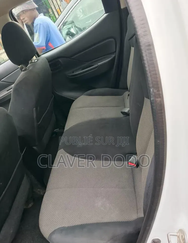 Mitsubishi L200 2020 Blanc
