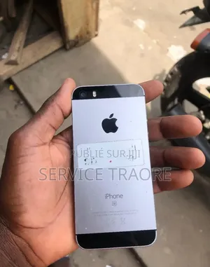 Nouveau Apple iPhone 4 16 GB Noir