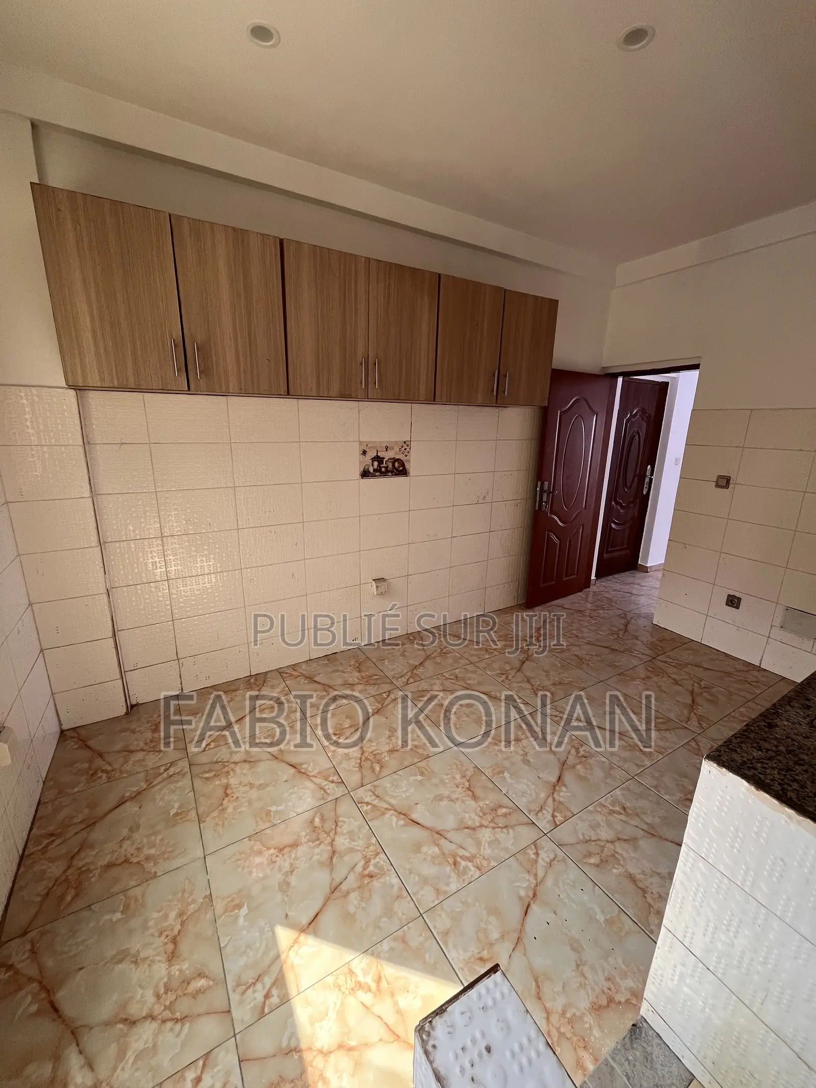 2chbre Appartement-terrasse dans Sika Immobilier, Cocody à Louer