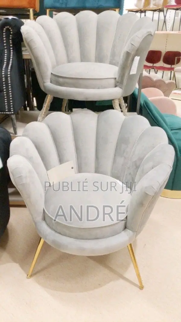 Chaise De Très Bonne Qualité