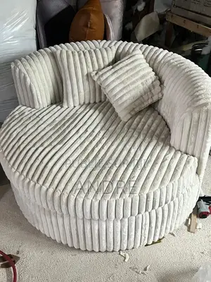 Chaise De Très Bonne Qualité