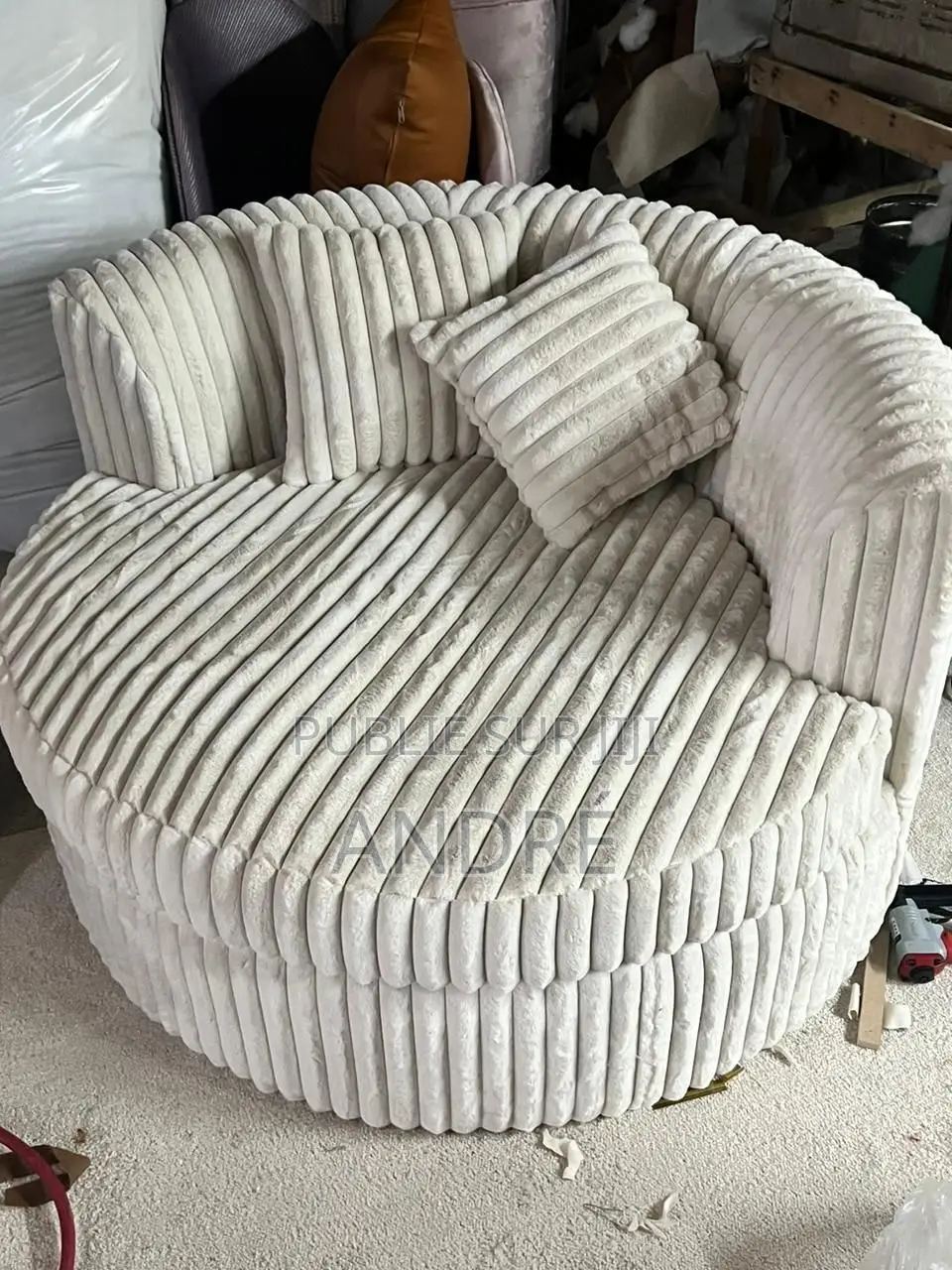 Chaise De Très Bonne Qualité
