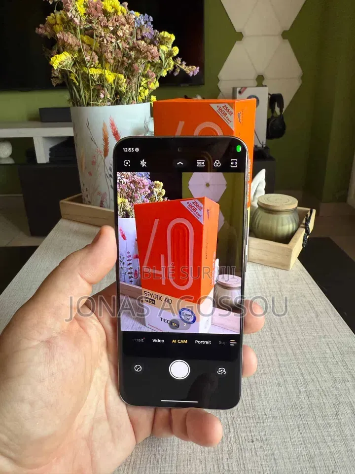 Nouveau Tecno Spark 40 Pro+ 256 GB Gris