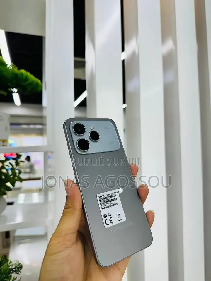 Nouveau Tecno Spark 40 128 GB Gris