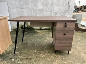 Table De Bureau