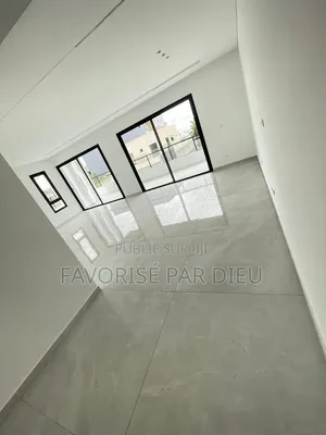3chbre Appartement dans Cocody à Louer