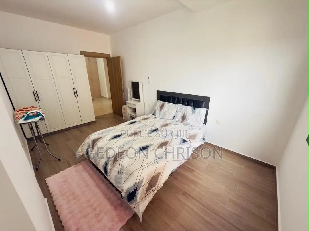 Meublé 4chbre Appartement dans Marcory à Vendre