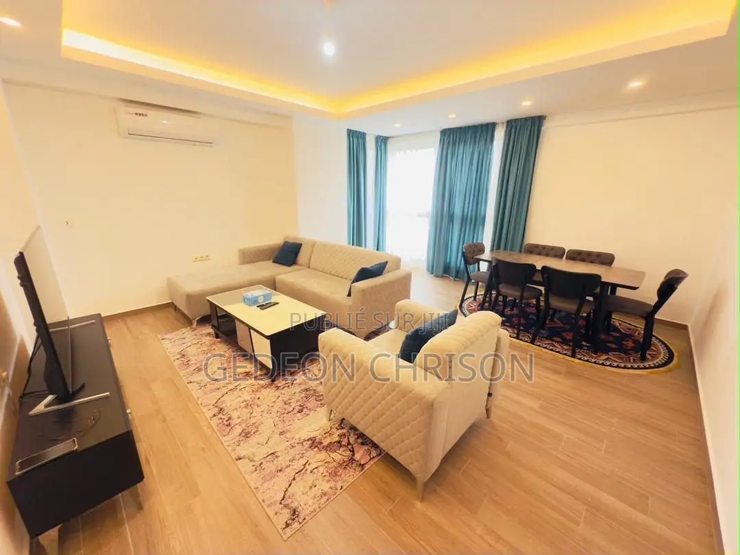 Meublé 4chbre Appartement dans Marcory à Vendre