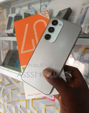 Nouveau Tecno Spark 40 Pro+ 128 GB Gris
