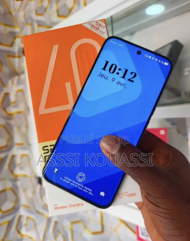 Nouveau Tecno Spark 40 Pro+ 128 GB Gris