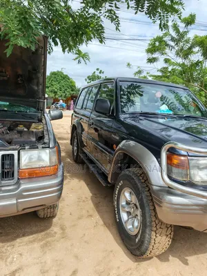 Mitsubishi Pajero Junior 1997 Bleu