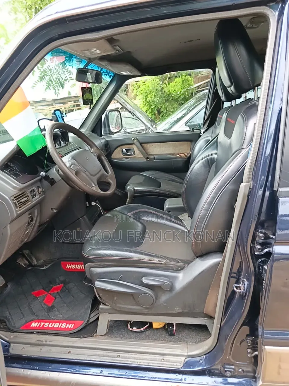 Mitsubishi Pajero Junior 1997 Bleu