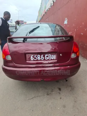 Toyota Corolla Hatchback 1998 Bordeaux