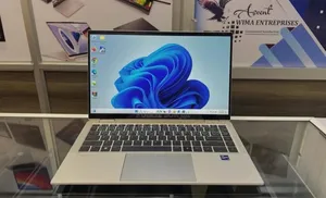 Nouveau Fujitsu Celsius R940 2GB Intel Xeon SSHD+SSD 32GB