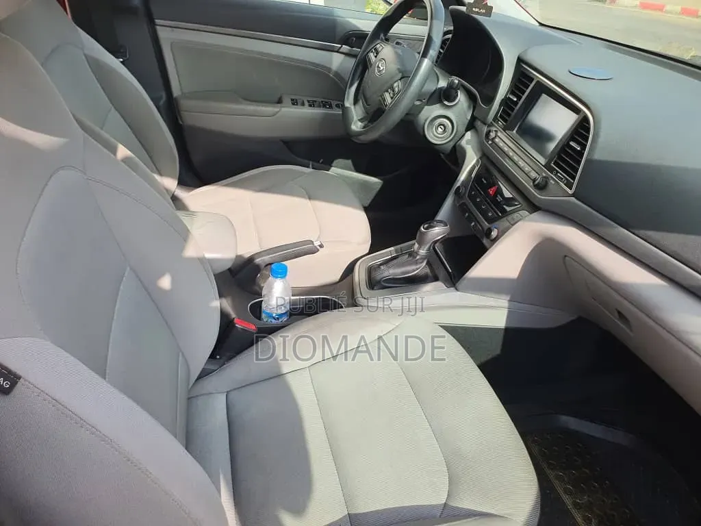 Nouveau Geely Azkarra 2025 Noir