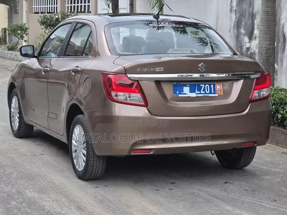 Suzuki Dzire 2023 Marron