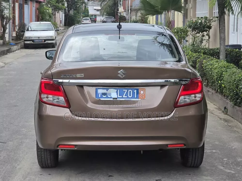 Suzuki Dzire 2023 Marron