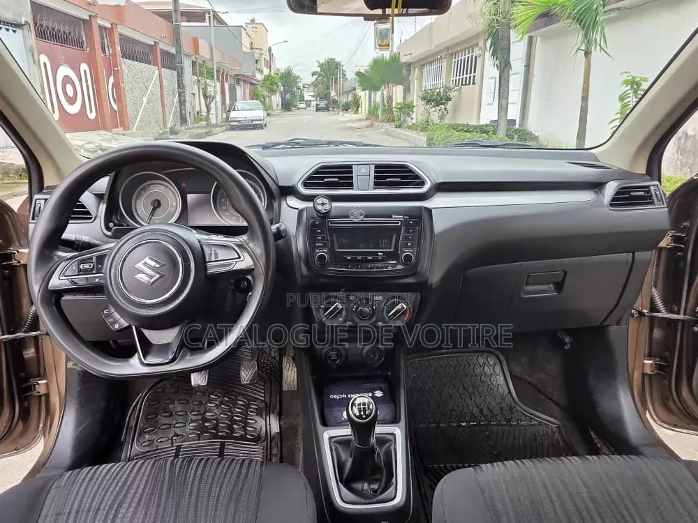 Suzuki Dzire 2023 Marron