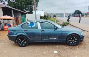 BMW 318ti 2004 Bleu