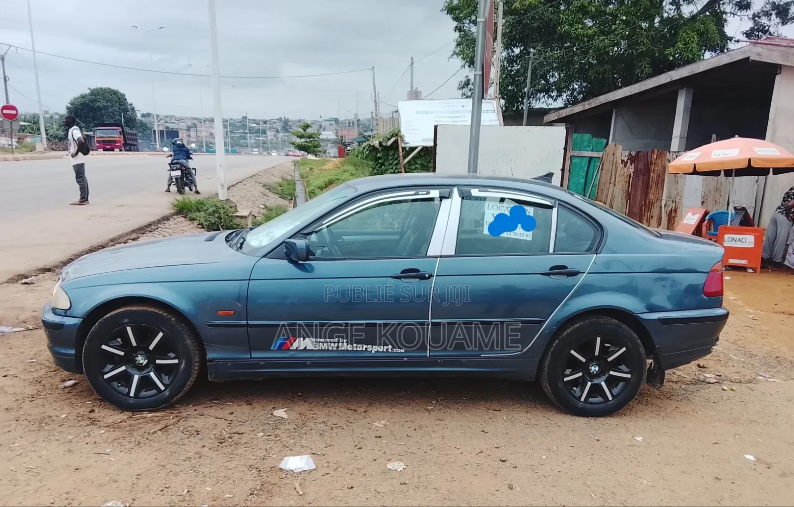 BMW 318ti 2004 Bleu