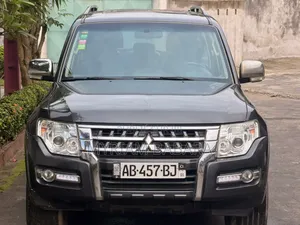 Mitsubishi Pajero 2019 Noir