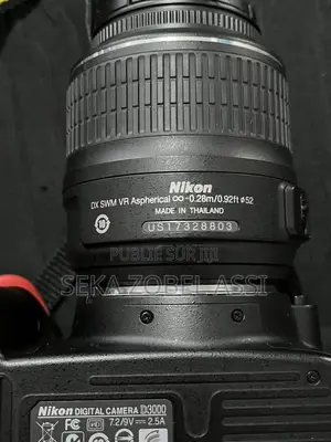 Nikon D3000