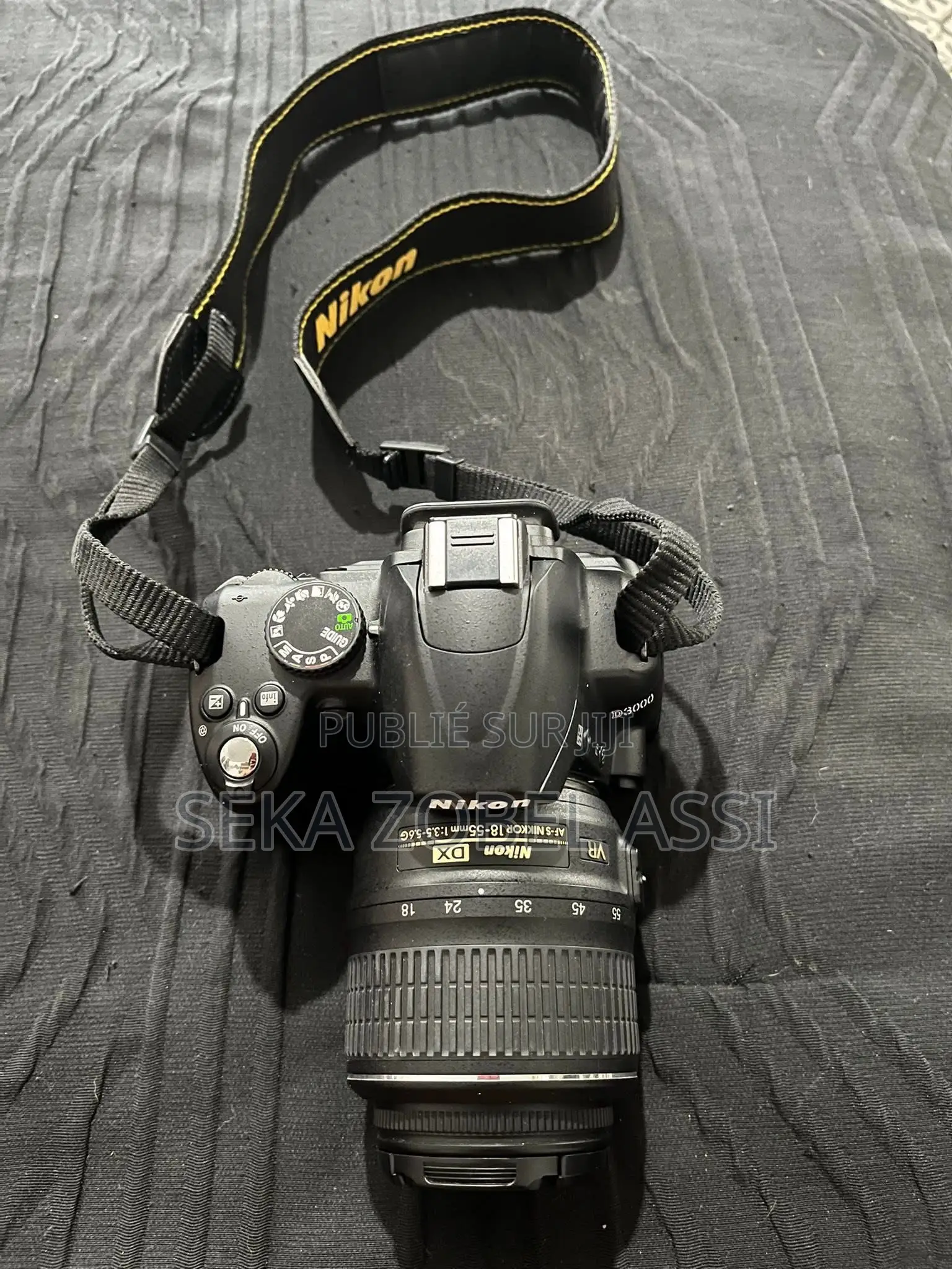 Nikon D3000