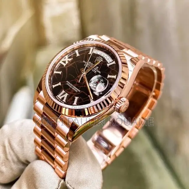 Montrr De Style Luxe Pour Homme Et Femme