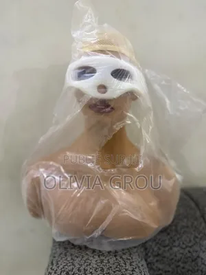 Tête Perruque