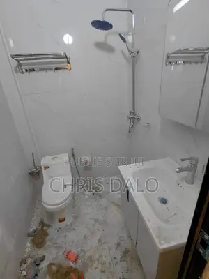 2chbre Appartement dans Dalo Davy, Cocody à Louer