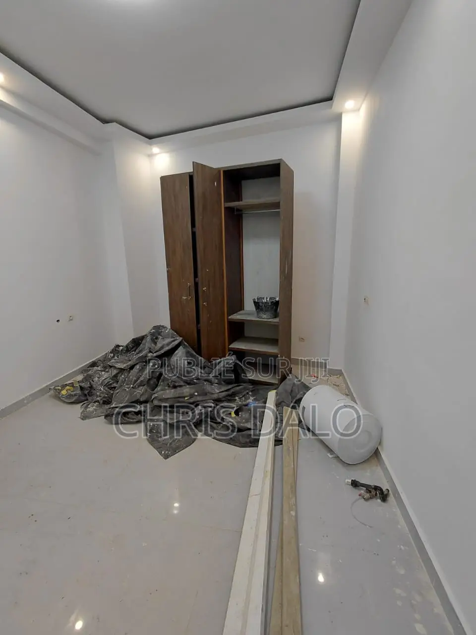 2chbre Appartement dans Dalo Davy, Cocody à Louer