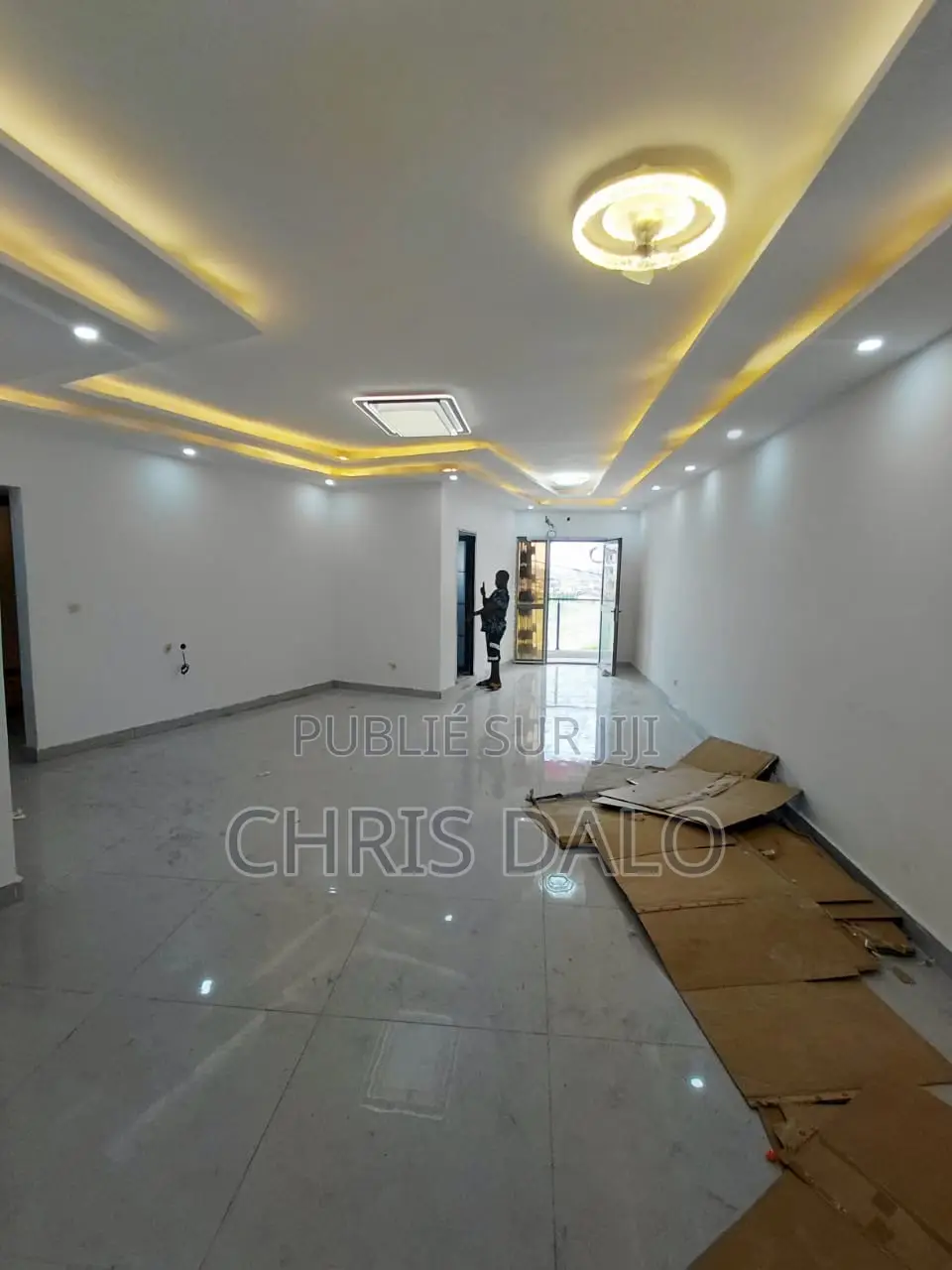 2chbre Appartement dans Dalo Davy, Cocody à Louer
