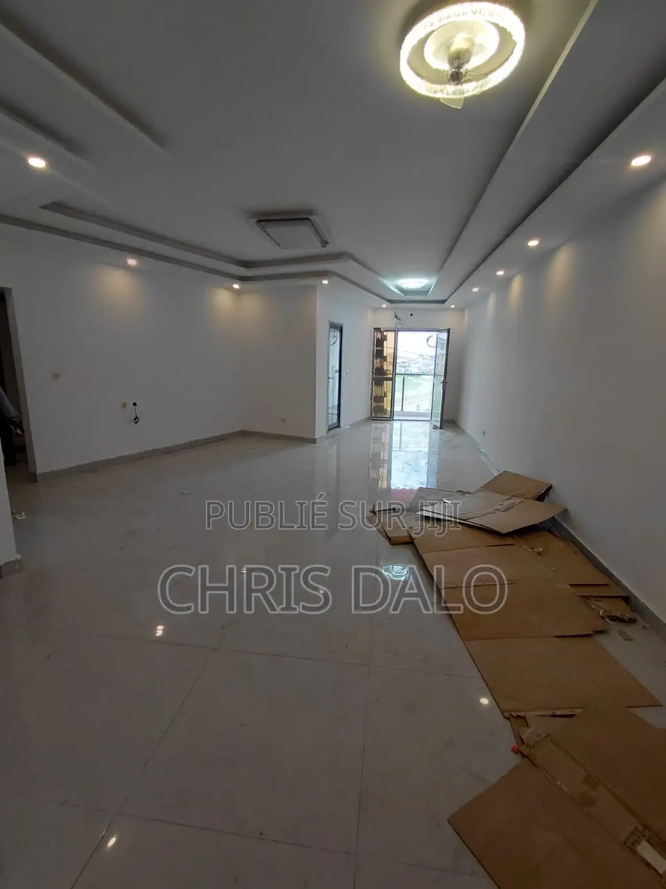 2chbre Appartement dans Dalo Davy, Cocody à Louer