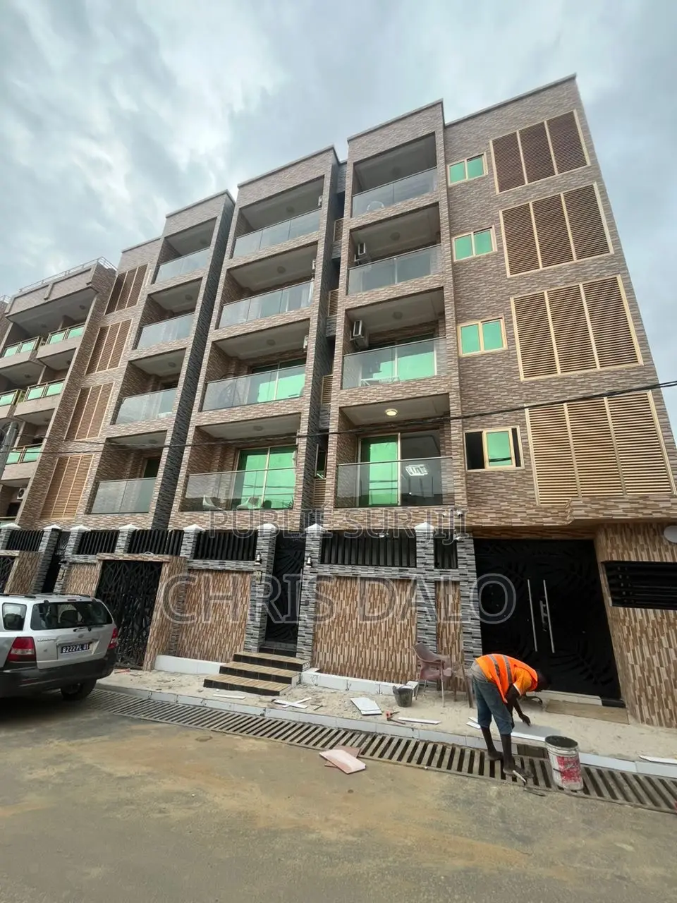 2chbre Appartement dans Dalo Davy, Cocody à Louer