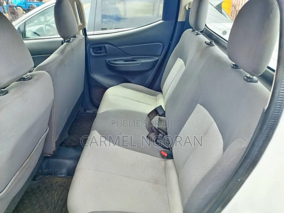 Mitsubishi L200 2021 Blanc