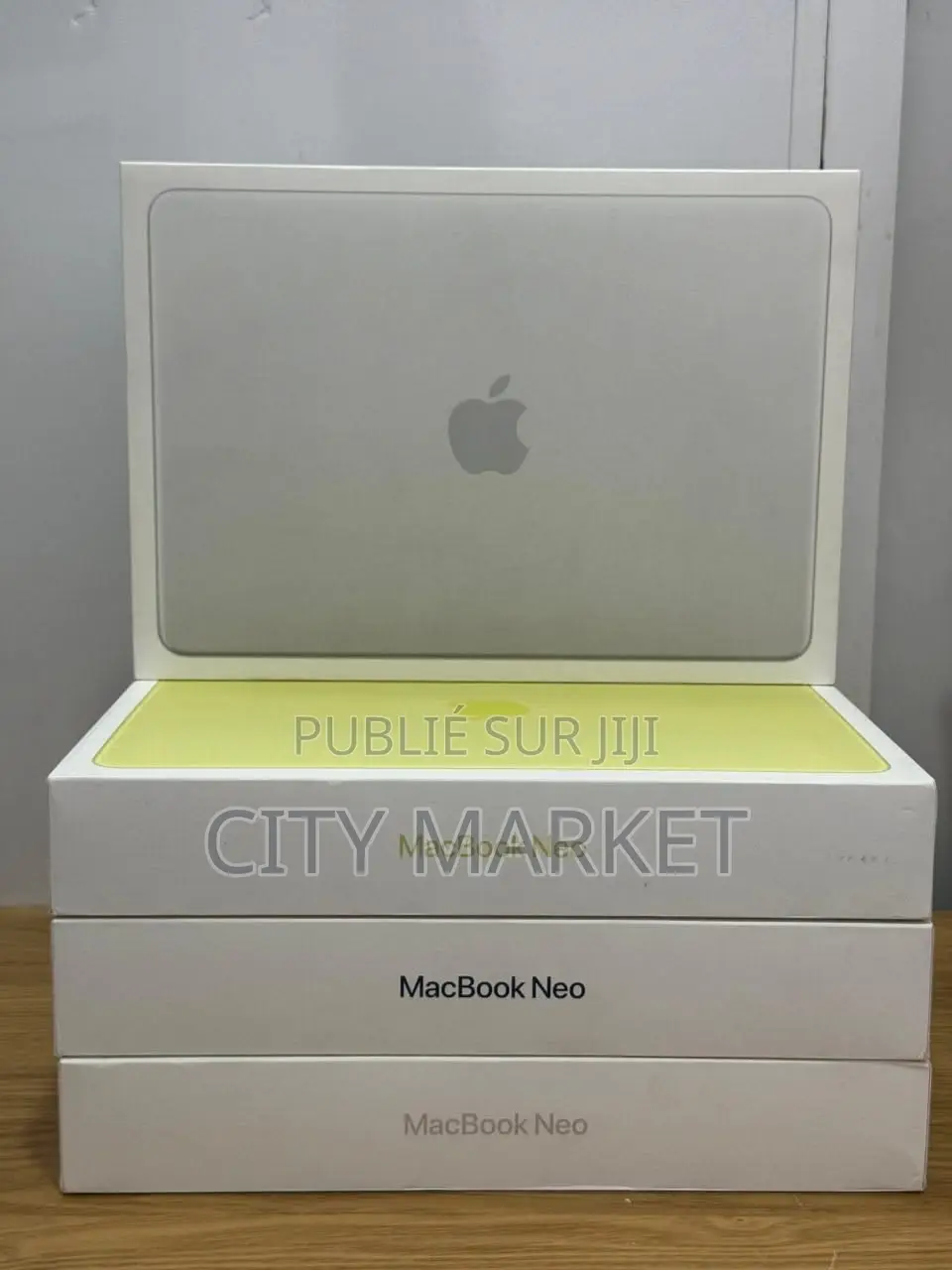 Nouveau Ordinateur portable Apple MacBook Neo 2026 8GB Autre SSD 256GB
