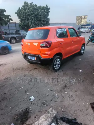Suzuki S-Presso 2022 Orange