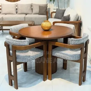 Table À Manger