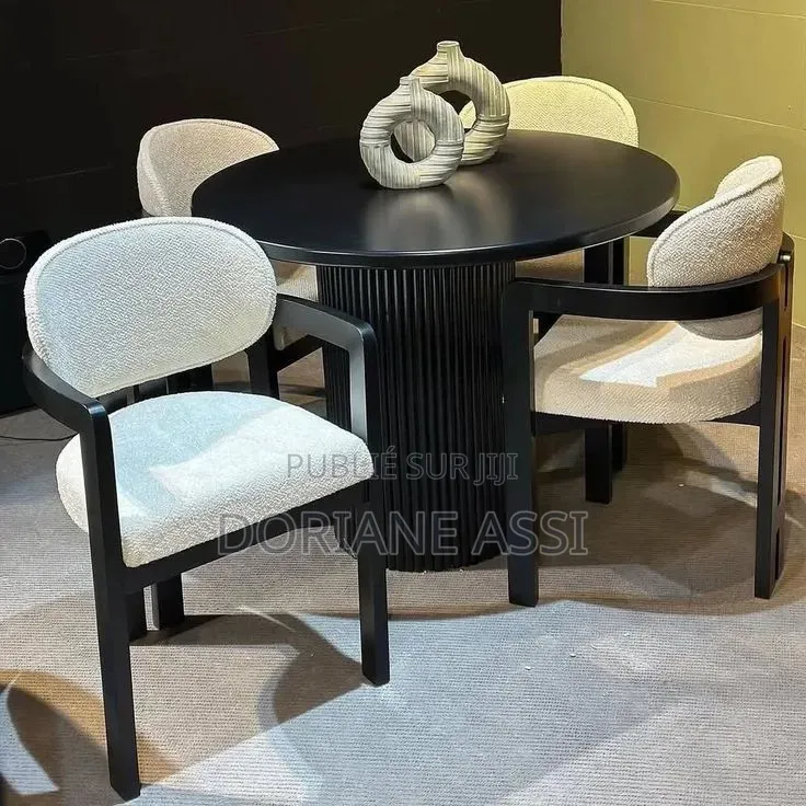 Table À Manger