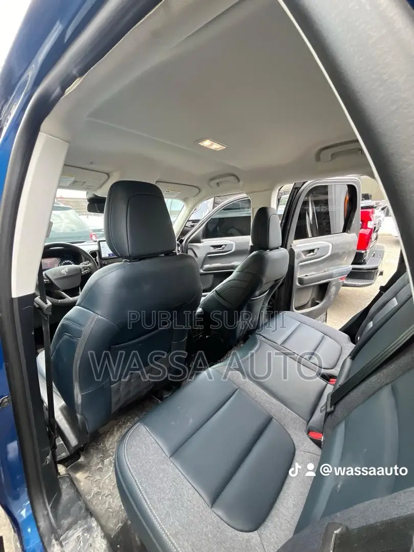 Nouveau Ford Bronco 2024 Bleu