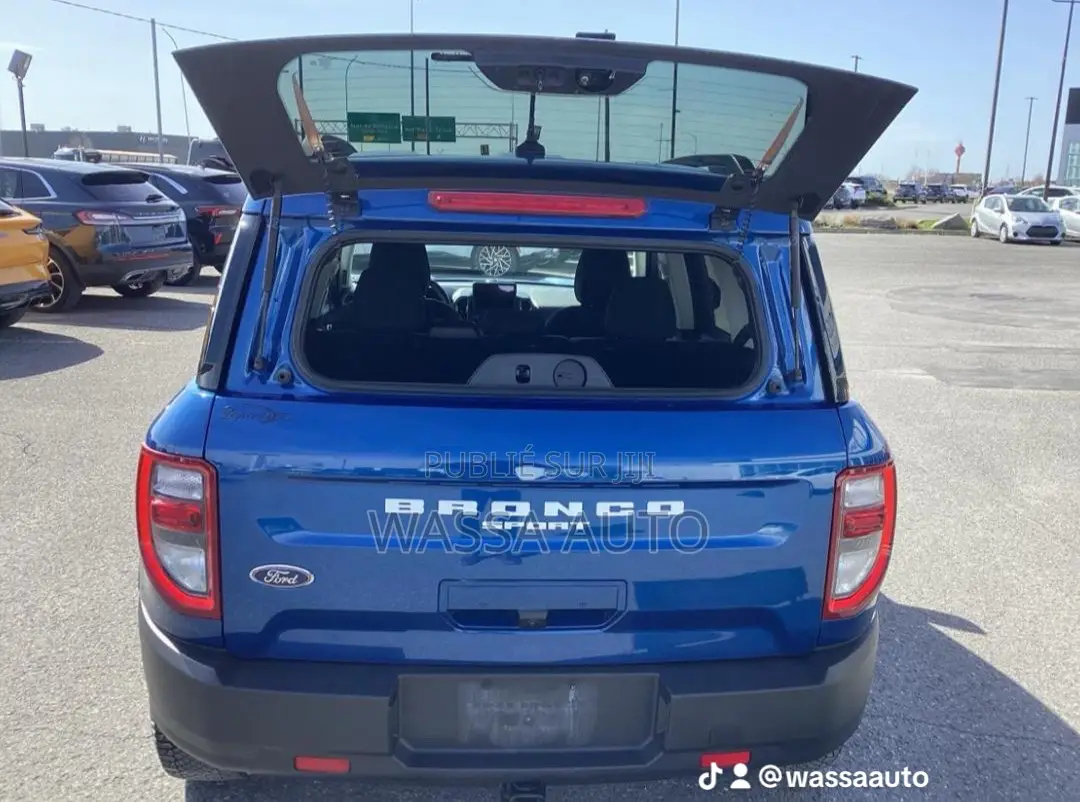 Nouveau Ford Bronco 2024 Bleu