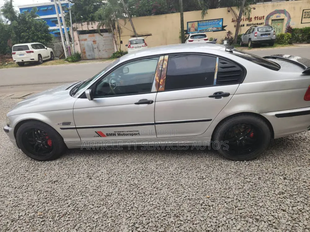 BMW 318i 2000 Gris
