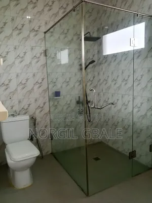 5chbre Duplex dans Avec Norco, Cocody à Louer