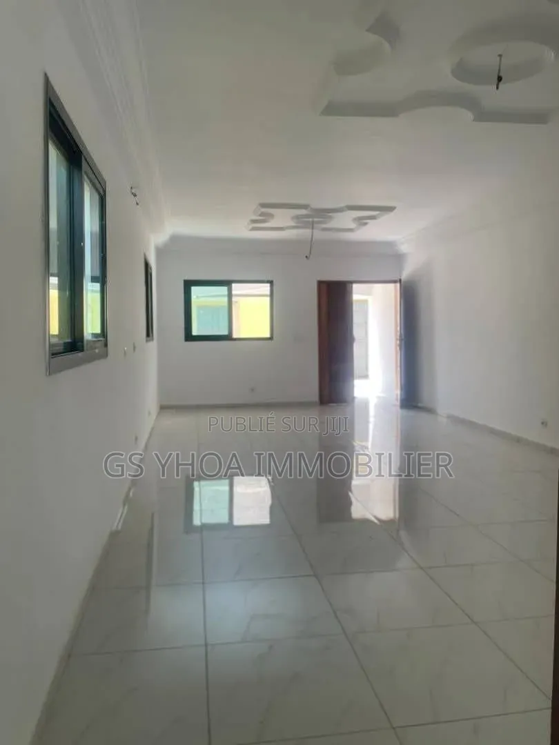 3chbre Villa dans Bingerville à Vendre