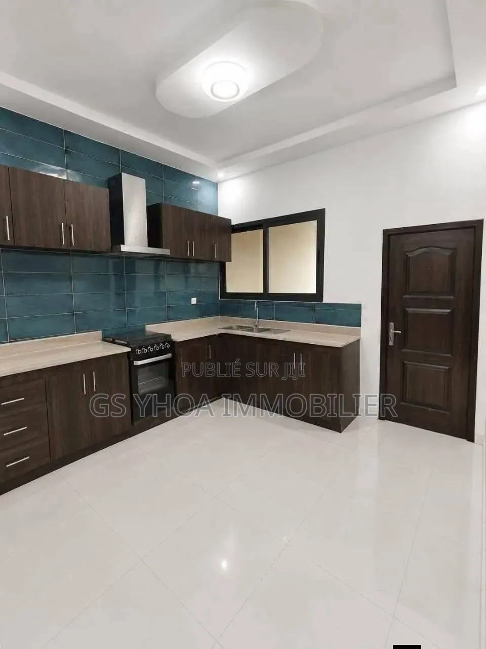4chbre Duplex dans Bingerville à Vendre