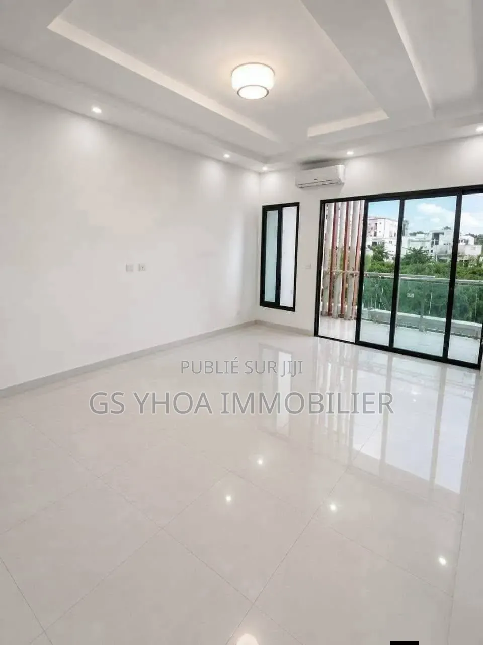 4chbre Duplex dans Bingerville à Vendre