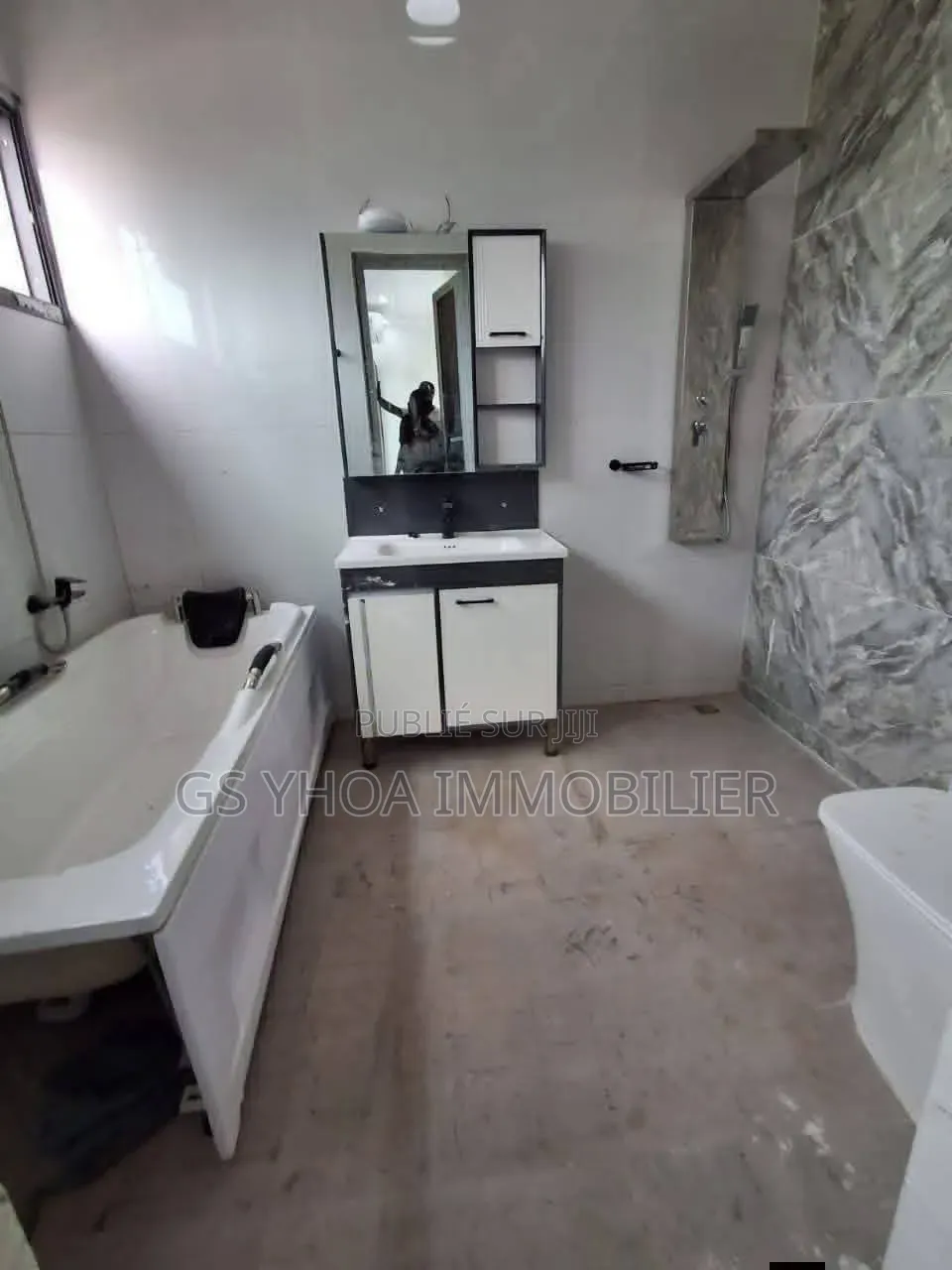 4chbre Duplex dans Bingerville à Vendre