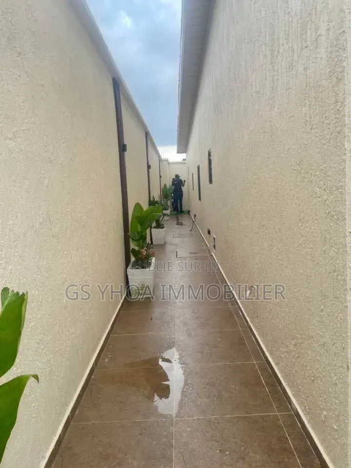 3chbre Villa dans Bingerville à Vendre