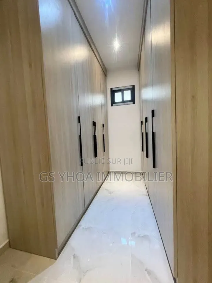 3chbre Villa dans Bingerville à Vendre