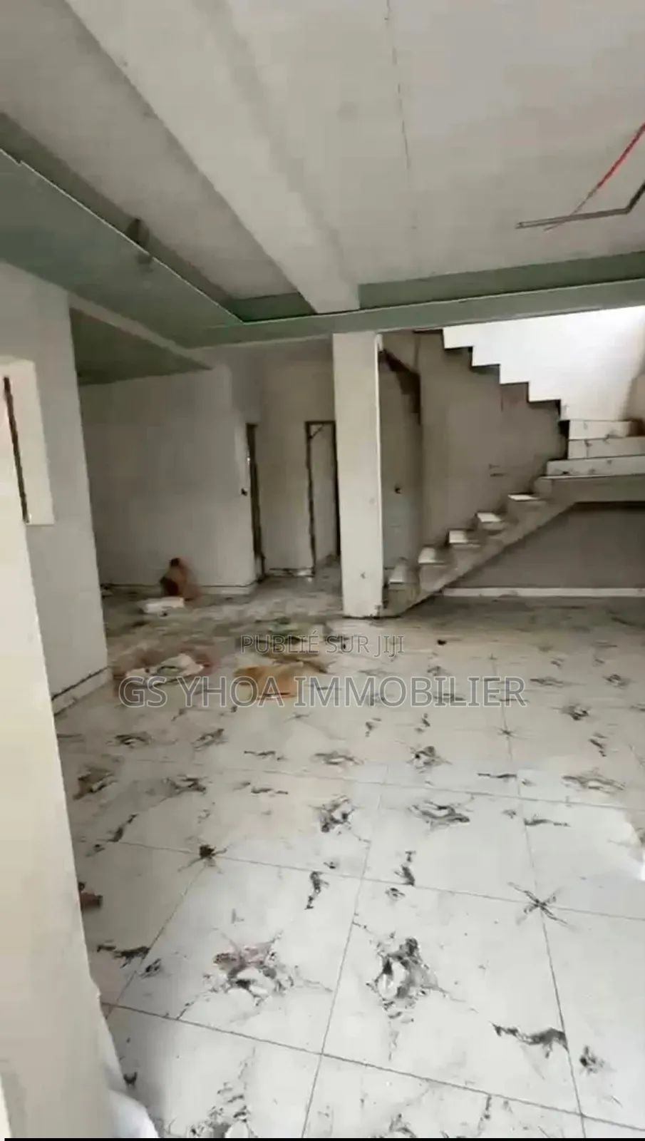 3chbre Duplex dans Cocody à Vendre